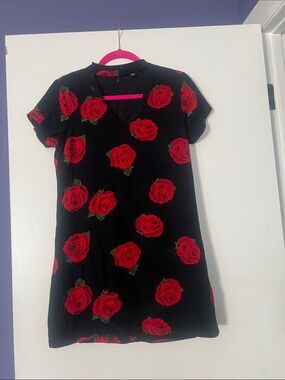 Sanctuary Black Mini Dress with Red Rose Print XS